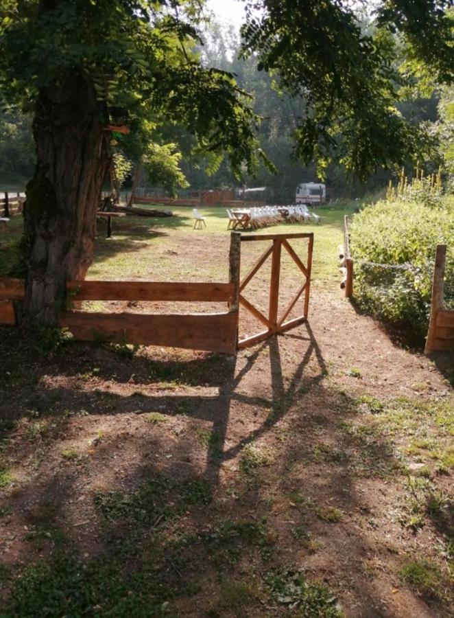 Les Roches Chambre D'Hotes Servant Kültér fotó